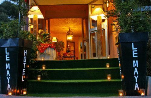 Hotel Maya Кавалер-сюр-Мер Экстерьер фото